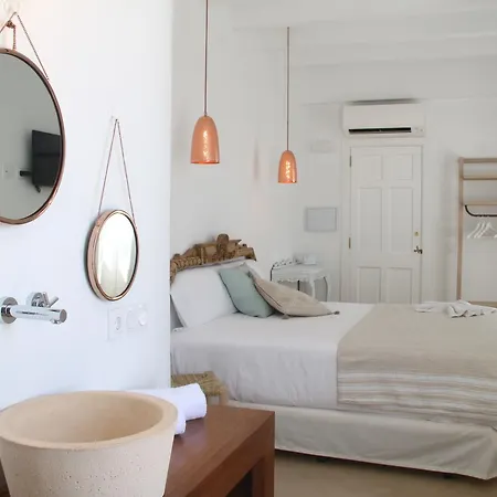 S'esparteria Ξενοδοχείο 3*